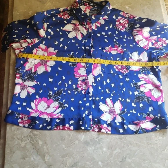 Express Cropped Floral Long Sleeve Button Down Blouse Size XL - Picture 5 of 7